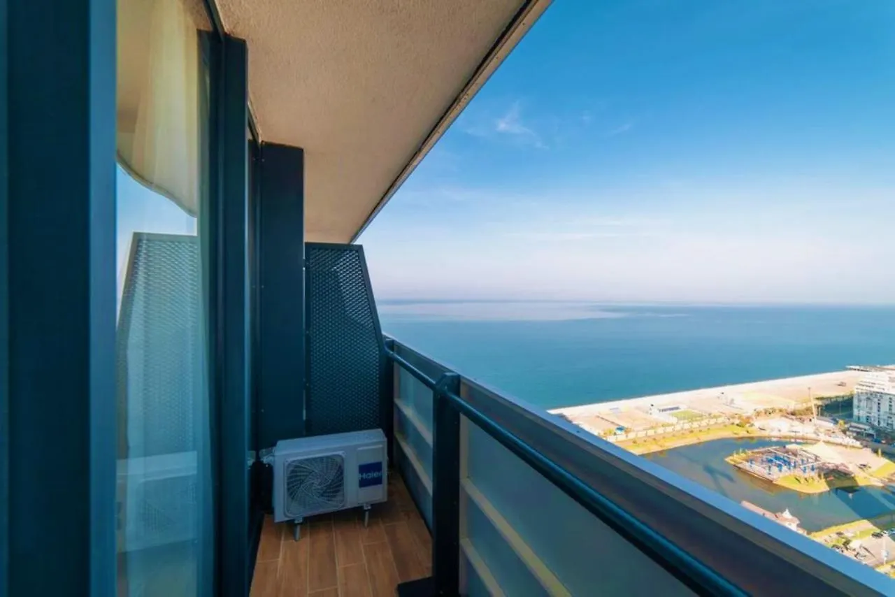 General Sea View Apartments In Orbi City Batumi 5*,